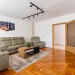 Dp By Istra Vacation Апартаменты Пула